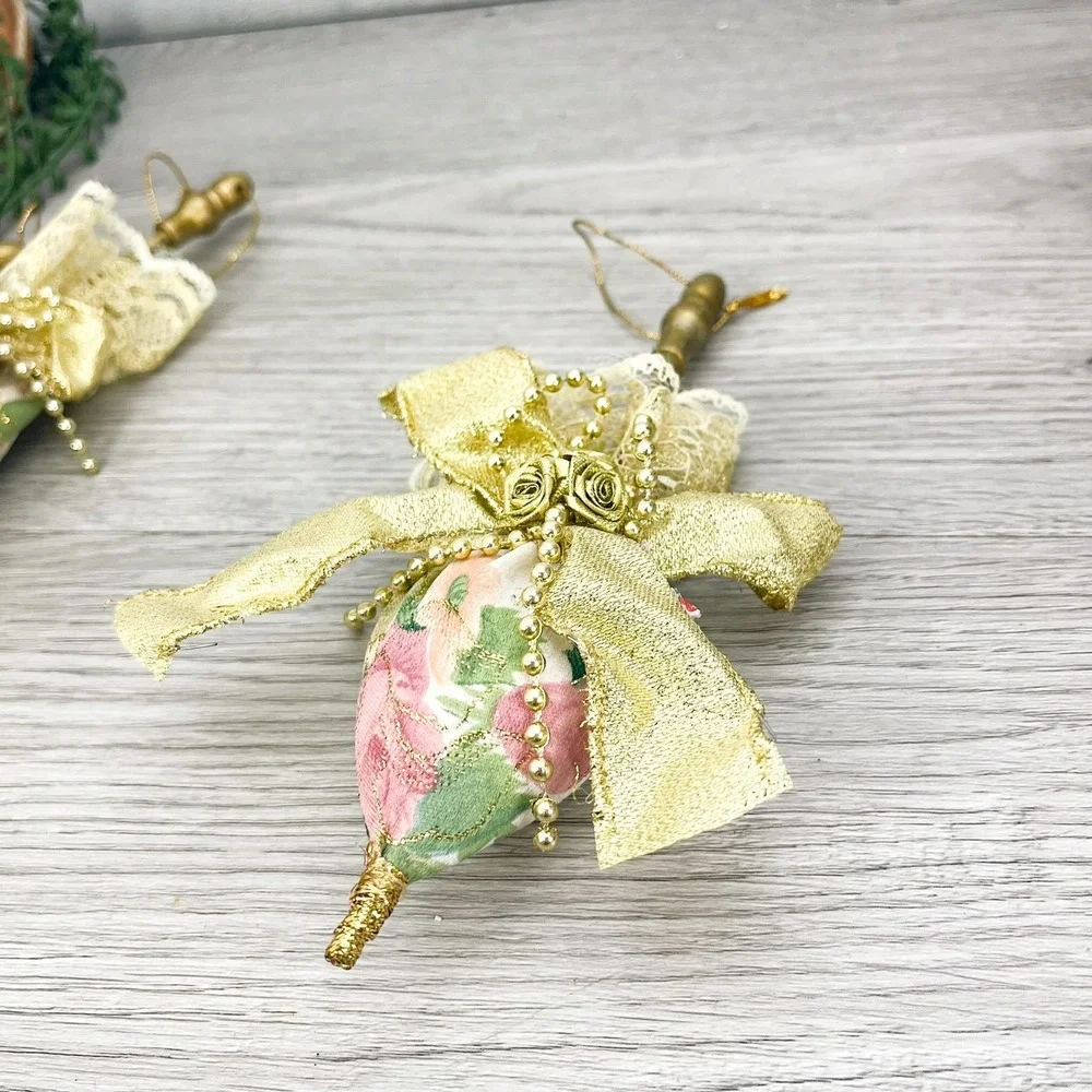 Vintage Floral‎ Christmas Ornaments: Shabby Chic Cottagecore Decor, Set of 4